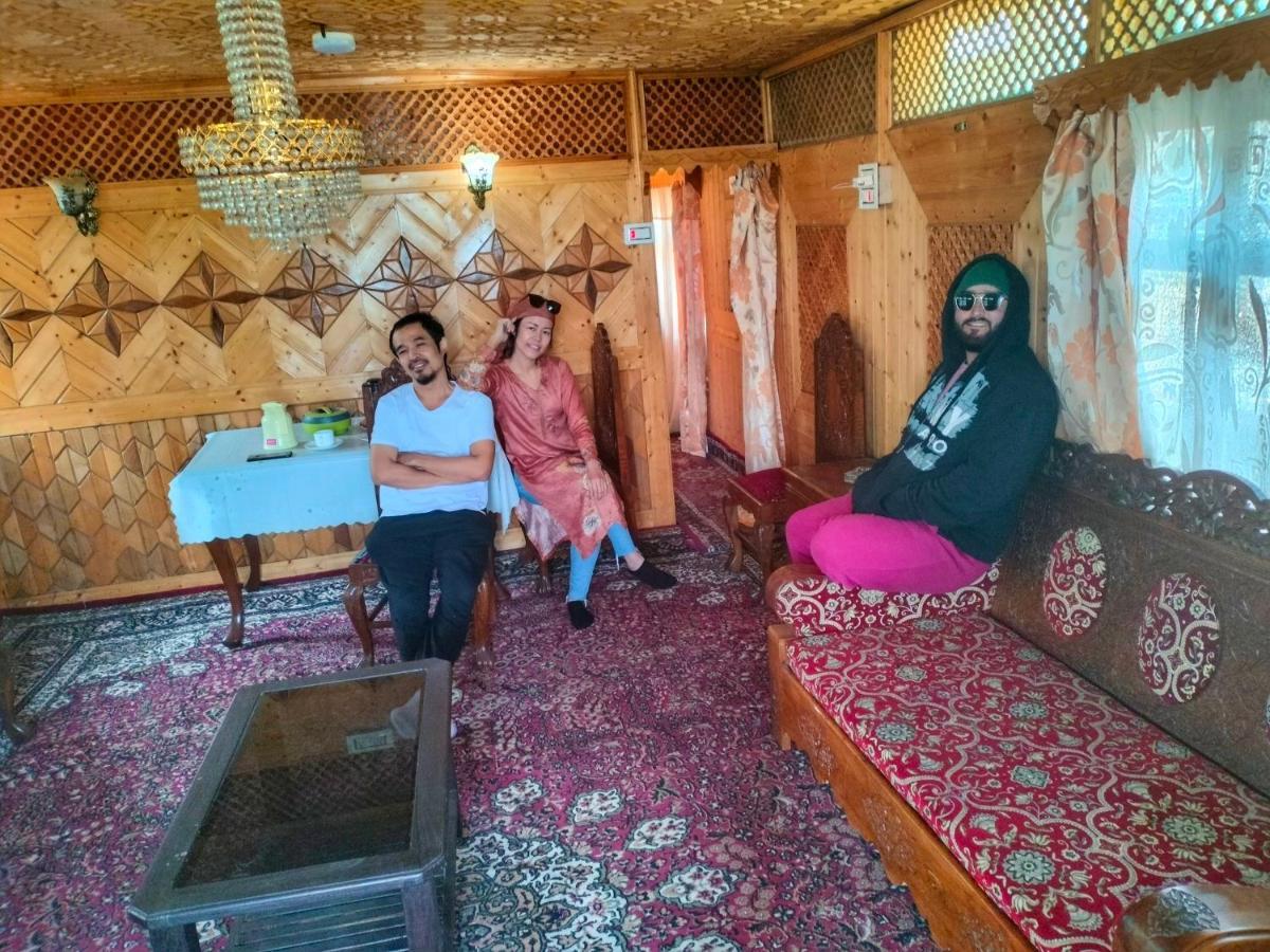 Hotel Lala Rukh Group Of Houseboats à Srīnagar Extérieur photo